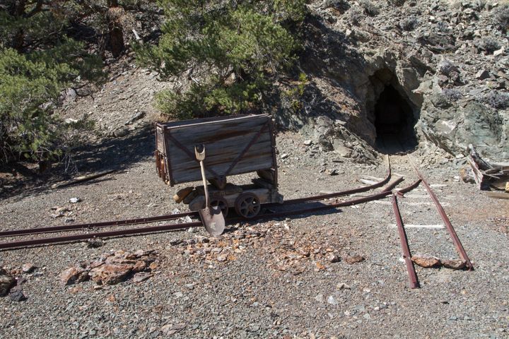 Wooden Ore Car Mine